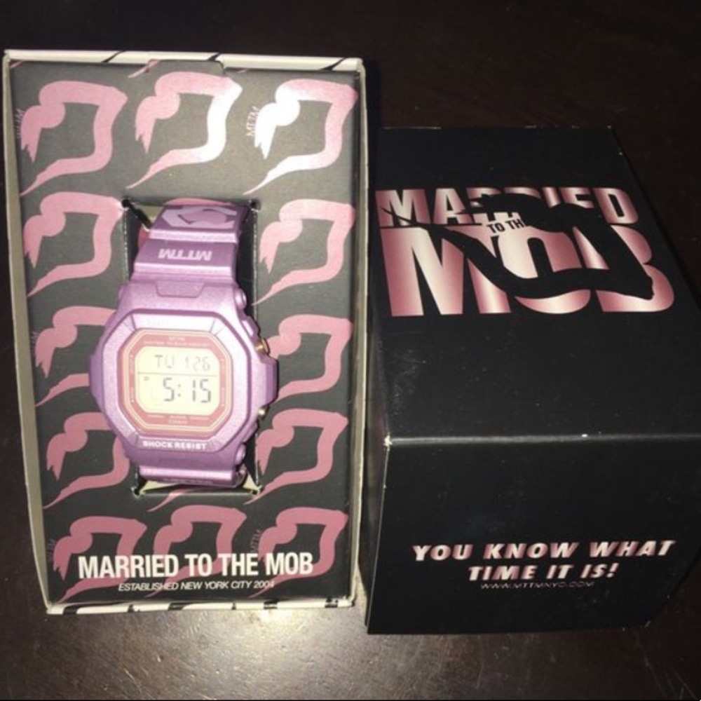 Limited edition Married to the mob callabo g shock